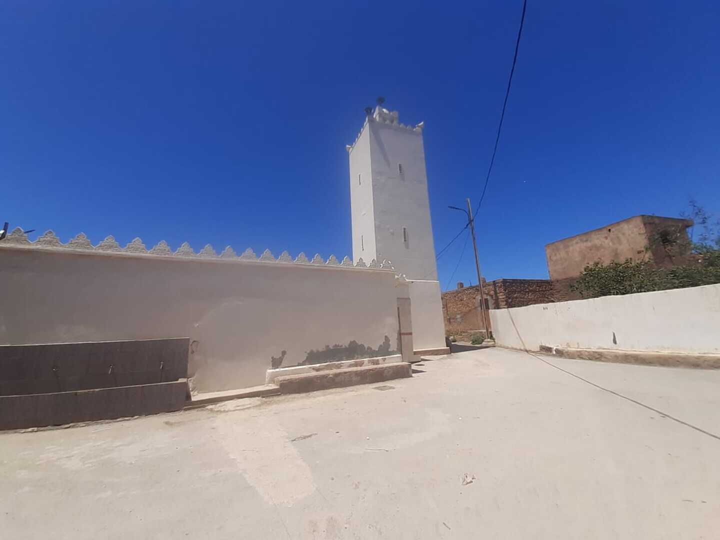 مسجد عمر بن الخطاب اولاد على - السواحلية