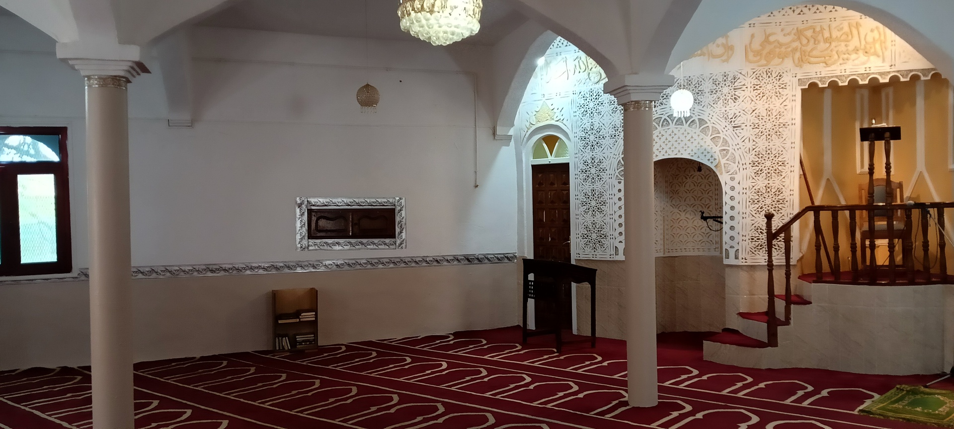 مسجد عبد الرحمان بن عوف مربح