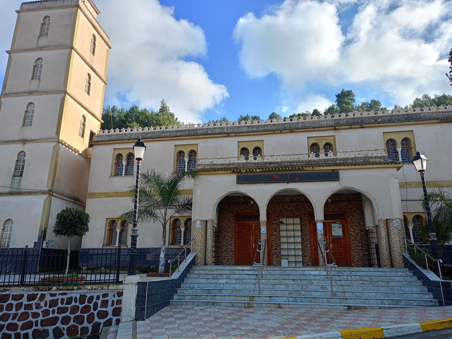 مسجد عقبة بن نافع