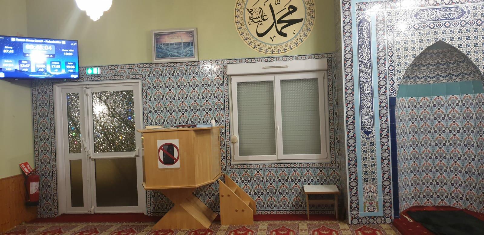 Yunus Emre Camii