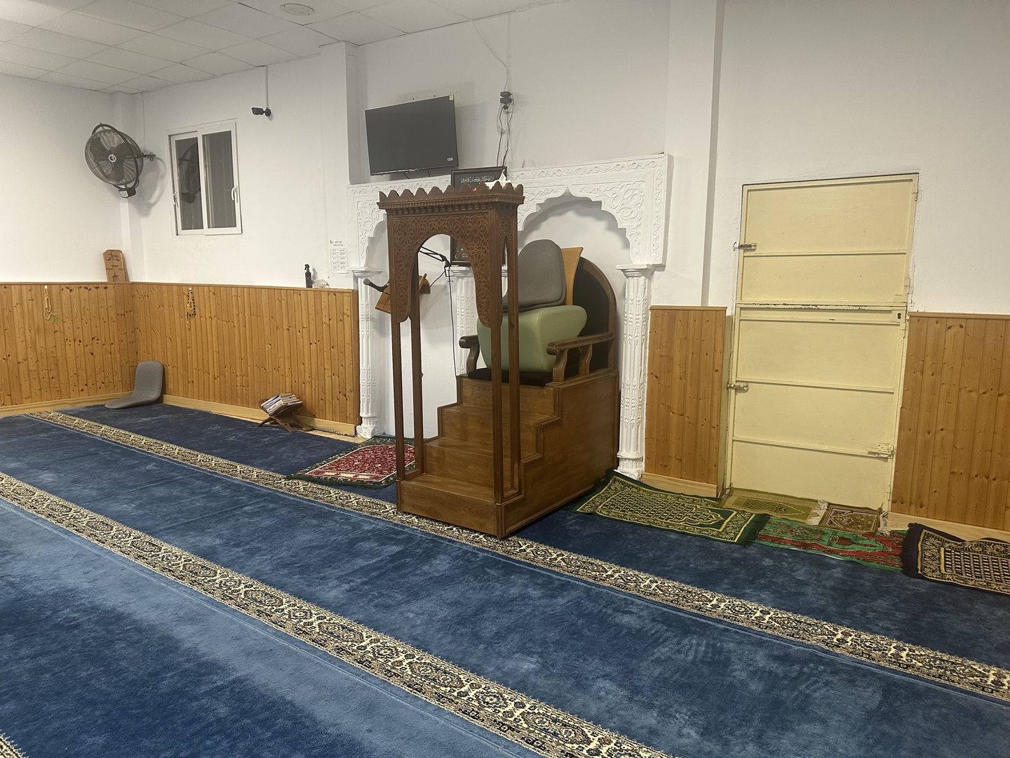 مسجد السلام    MEZQUITA A SALAM