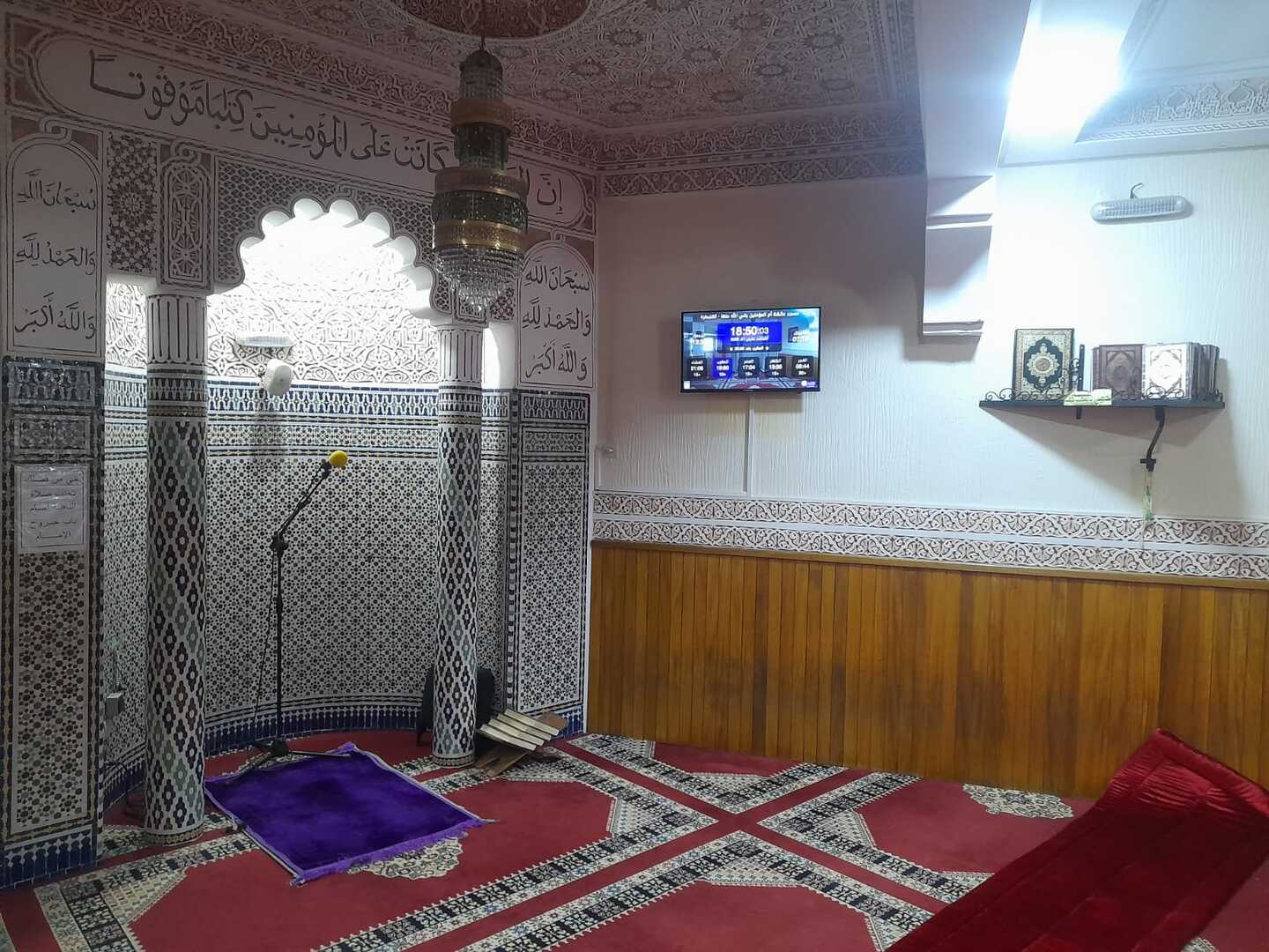 مسجد عائشة أم المؤمنين رضي الله عنها