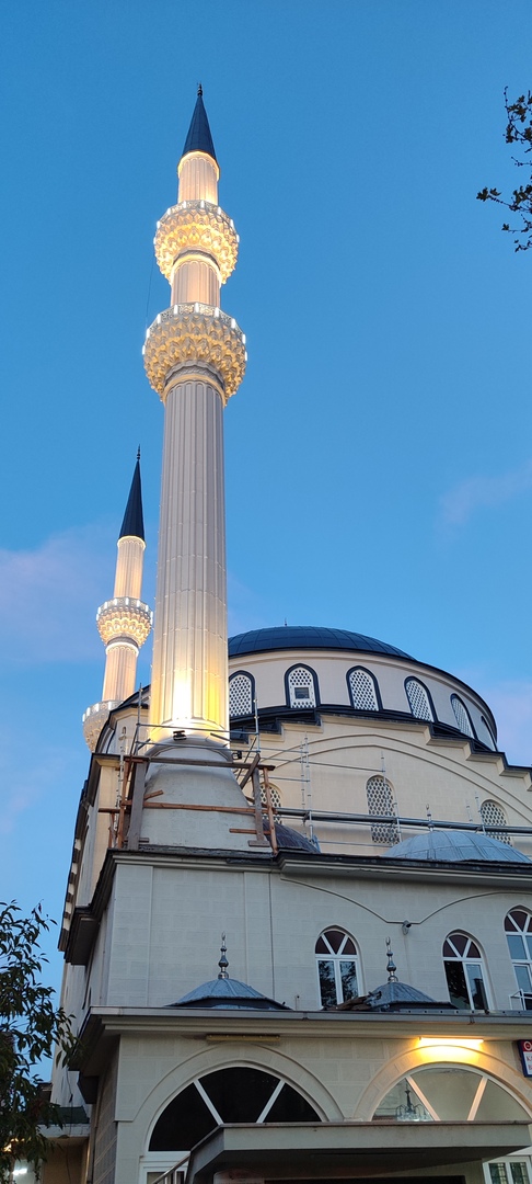 Kavacık Yıldırım Beyazıt Camii
