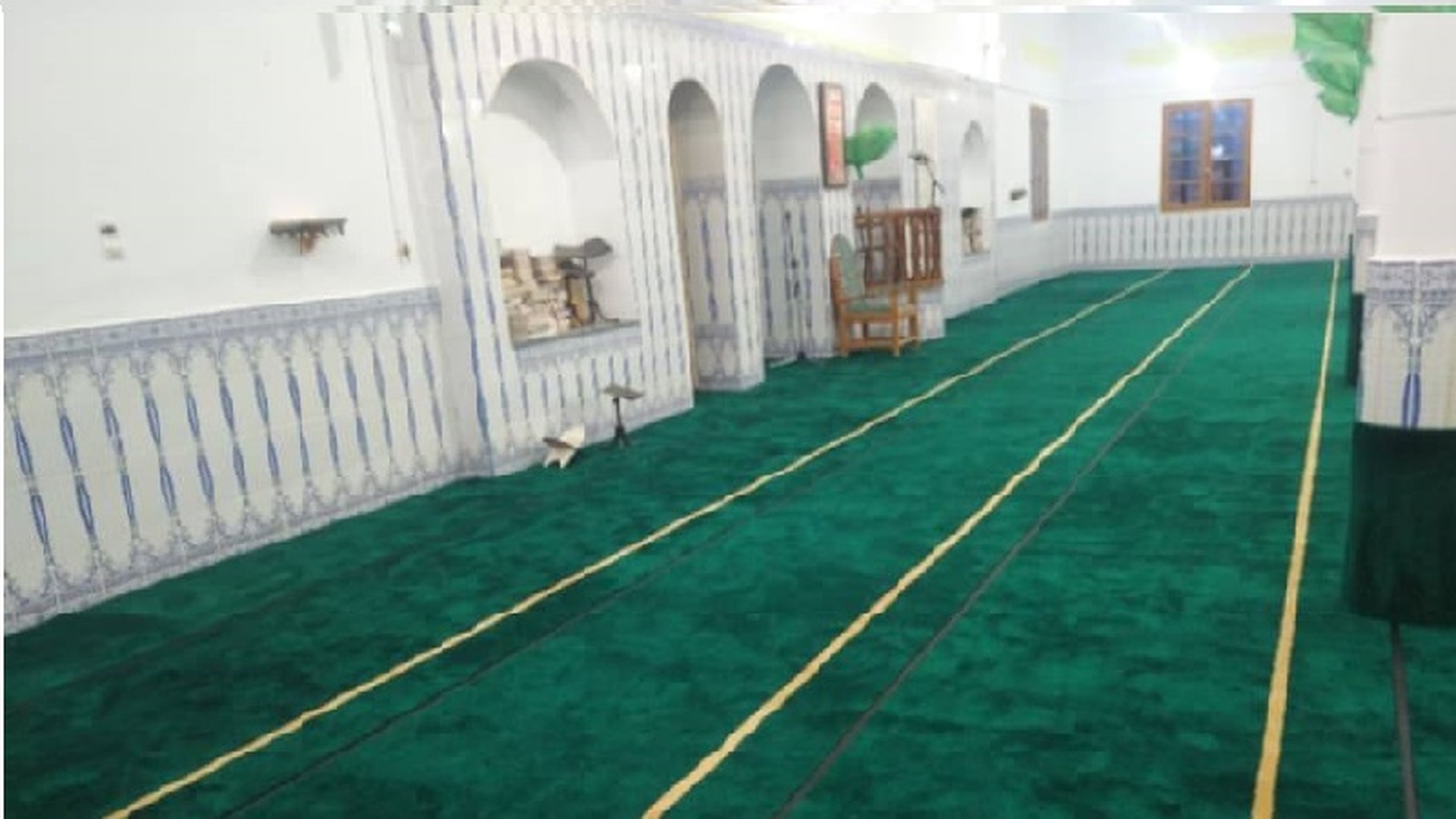 مسجد زيد بن ثابت حاسي بحبح