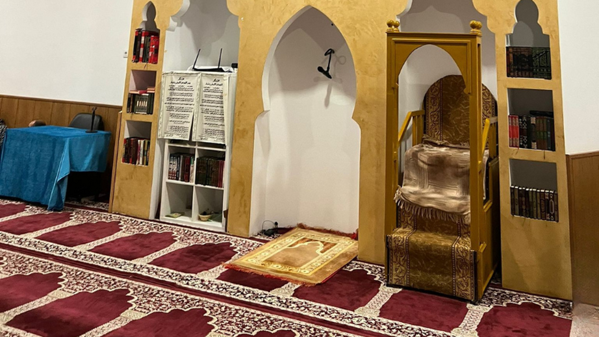 Masjid tauba - مسجد التوبة