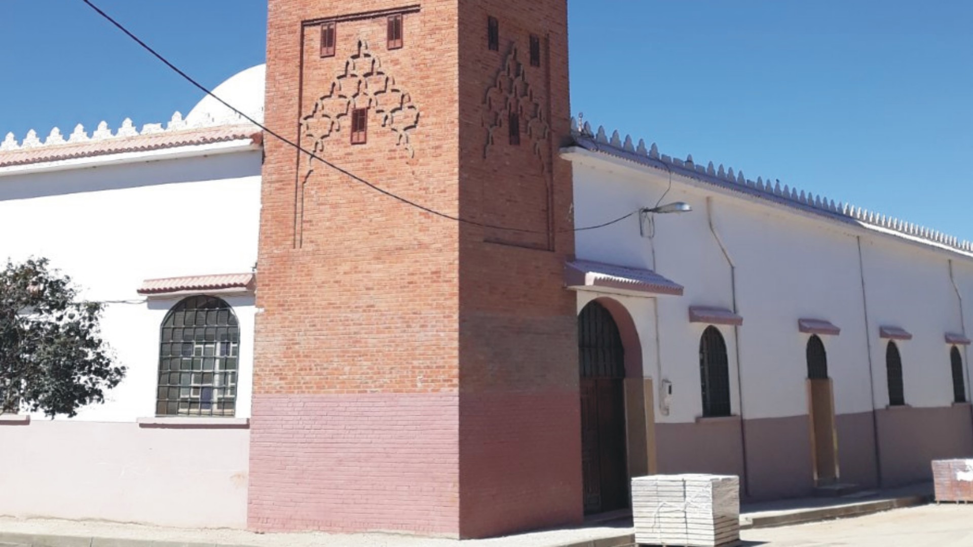 مسجد سعد بن عبادة