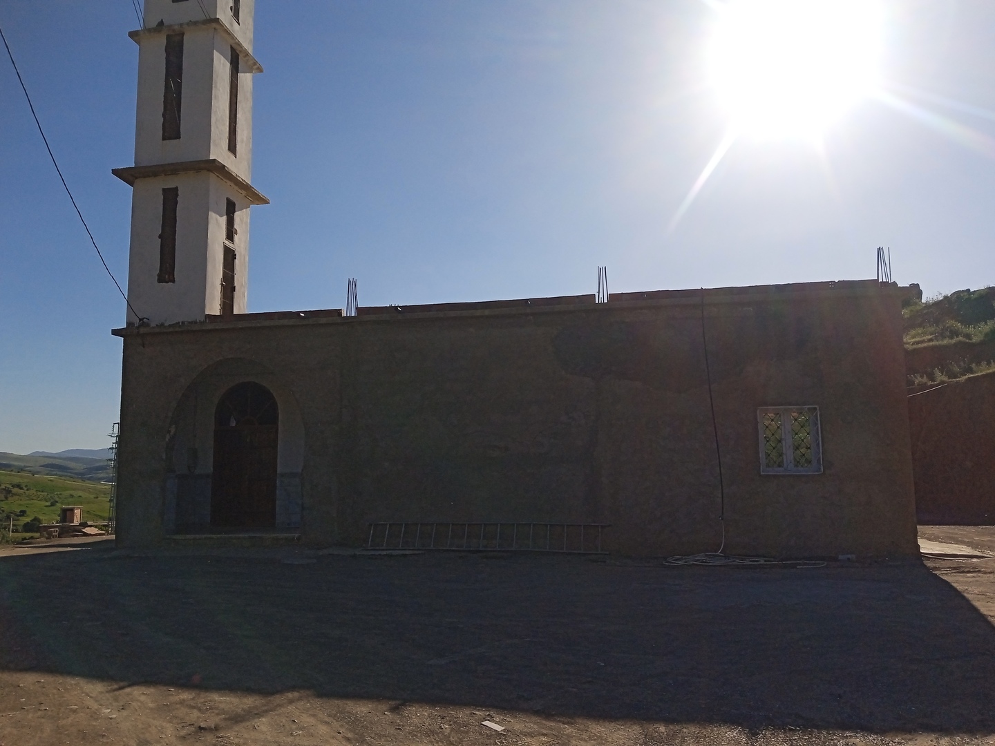 مسجد علي بن أبي طالب بقعة وداك