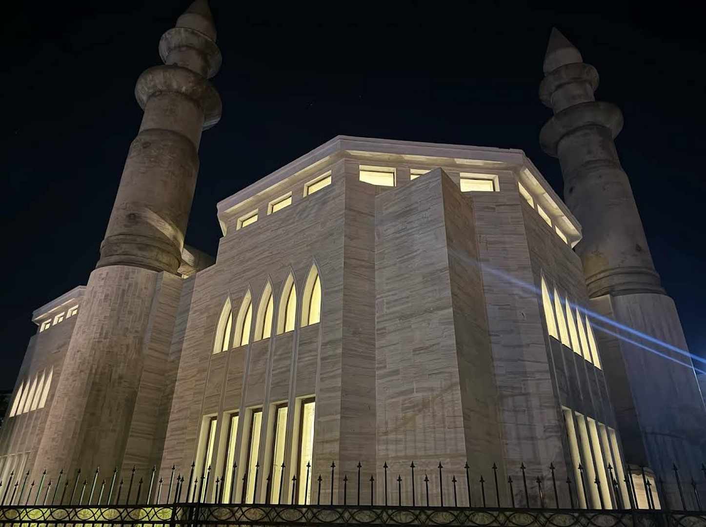 Jamia Masjid Ayesha Khairia