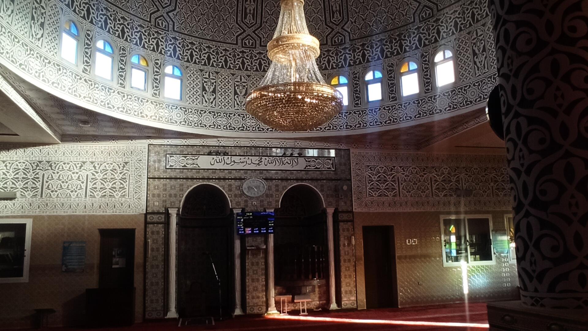 المسجد العتيق بوفاطيس