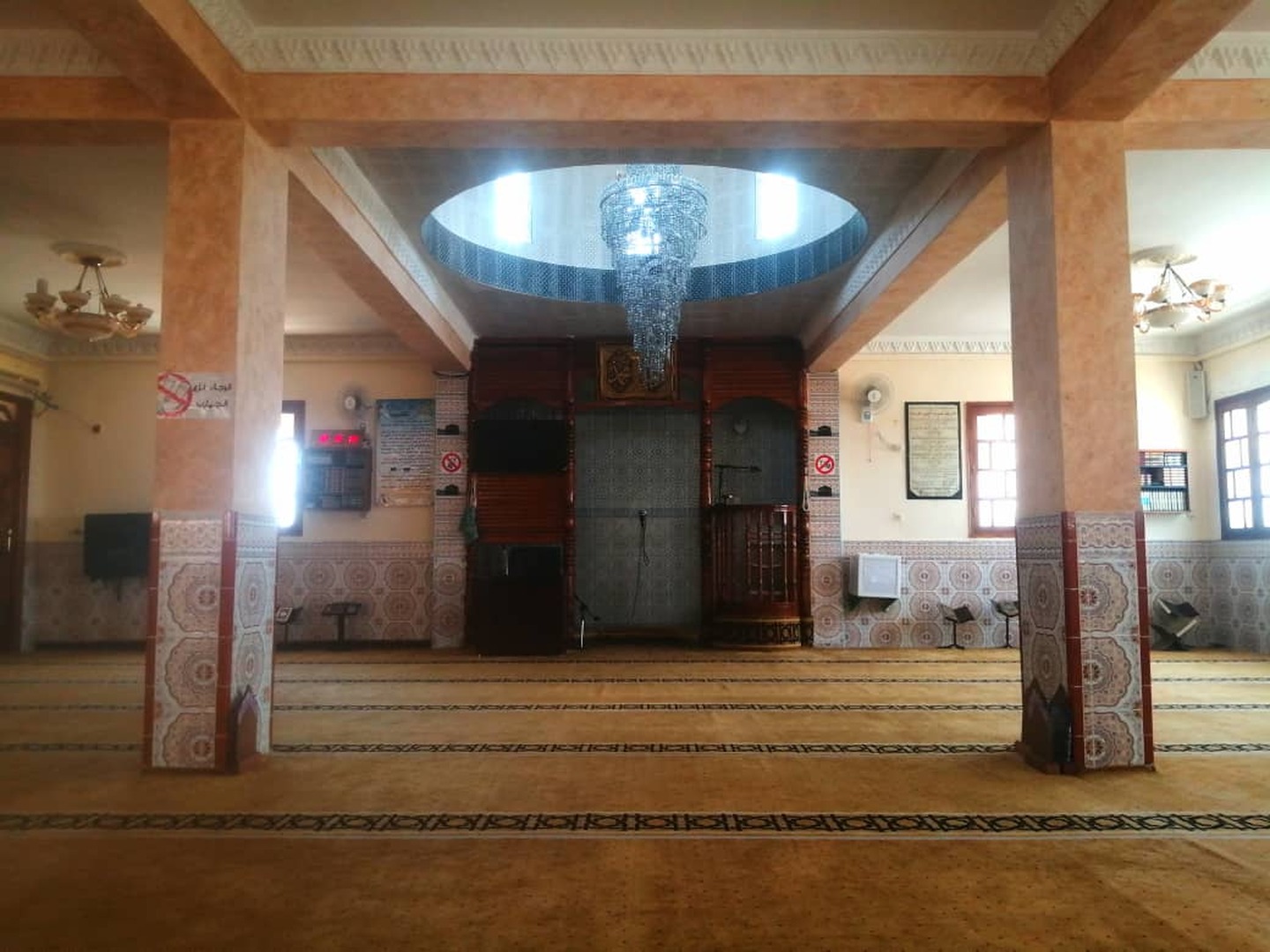 مسجد ابي بكر الصديق اسڨى