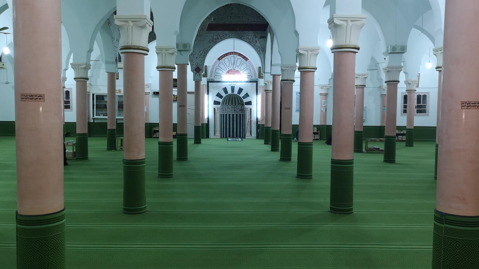جامع الرحمة الصخيرة