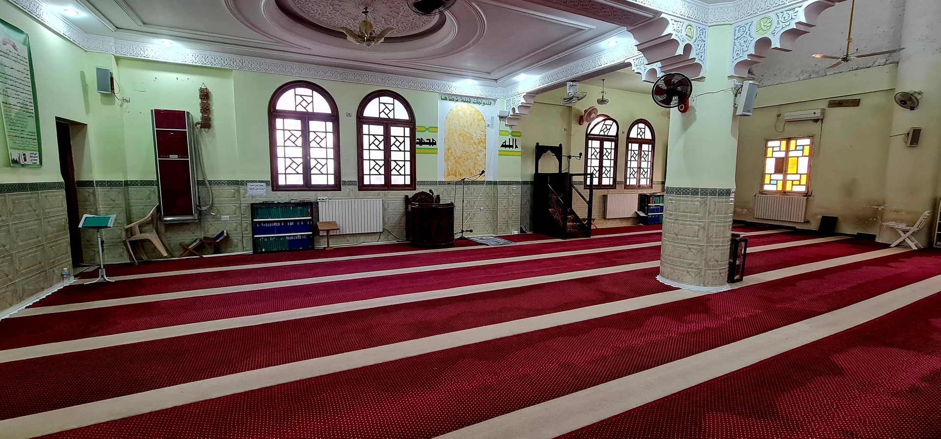 مسجد حمدان بن لونيس بكيرة