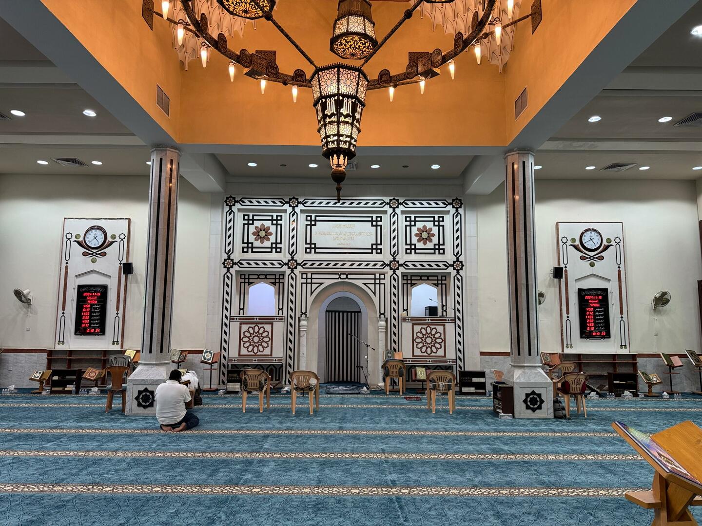مسجد عبداللطيف العثمان