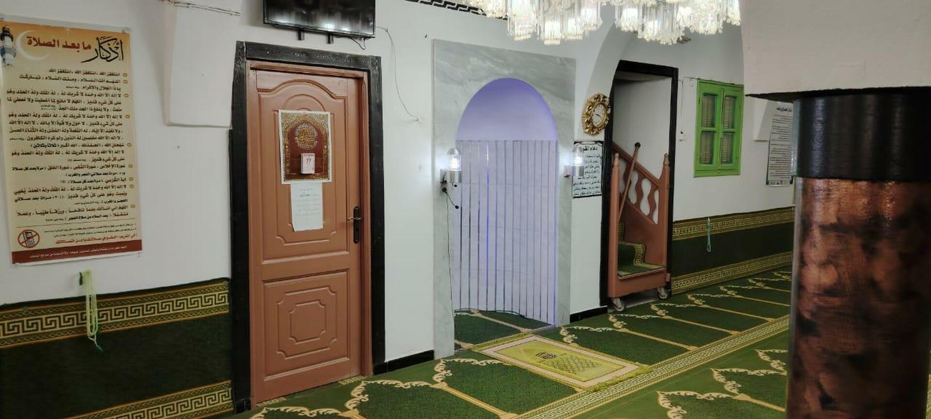 الجامع المركزي البئر الأحمر