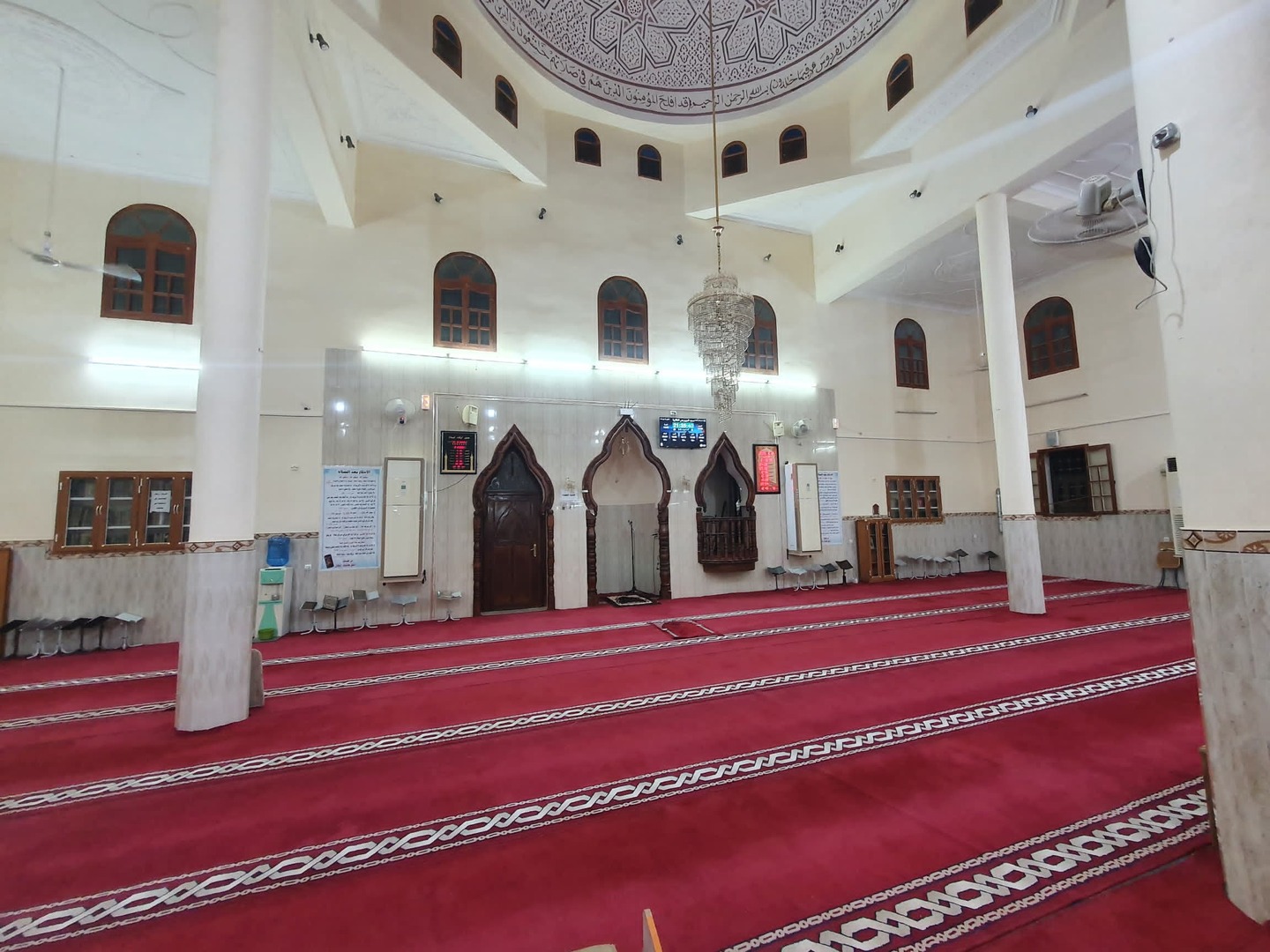 مسجد العزيز بحي الطلايبة