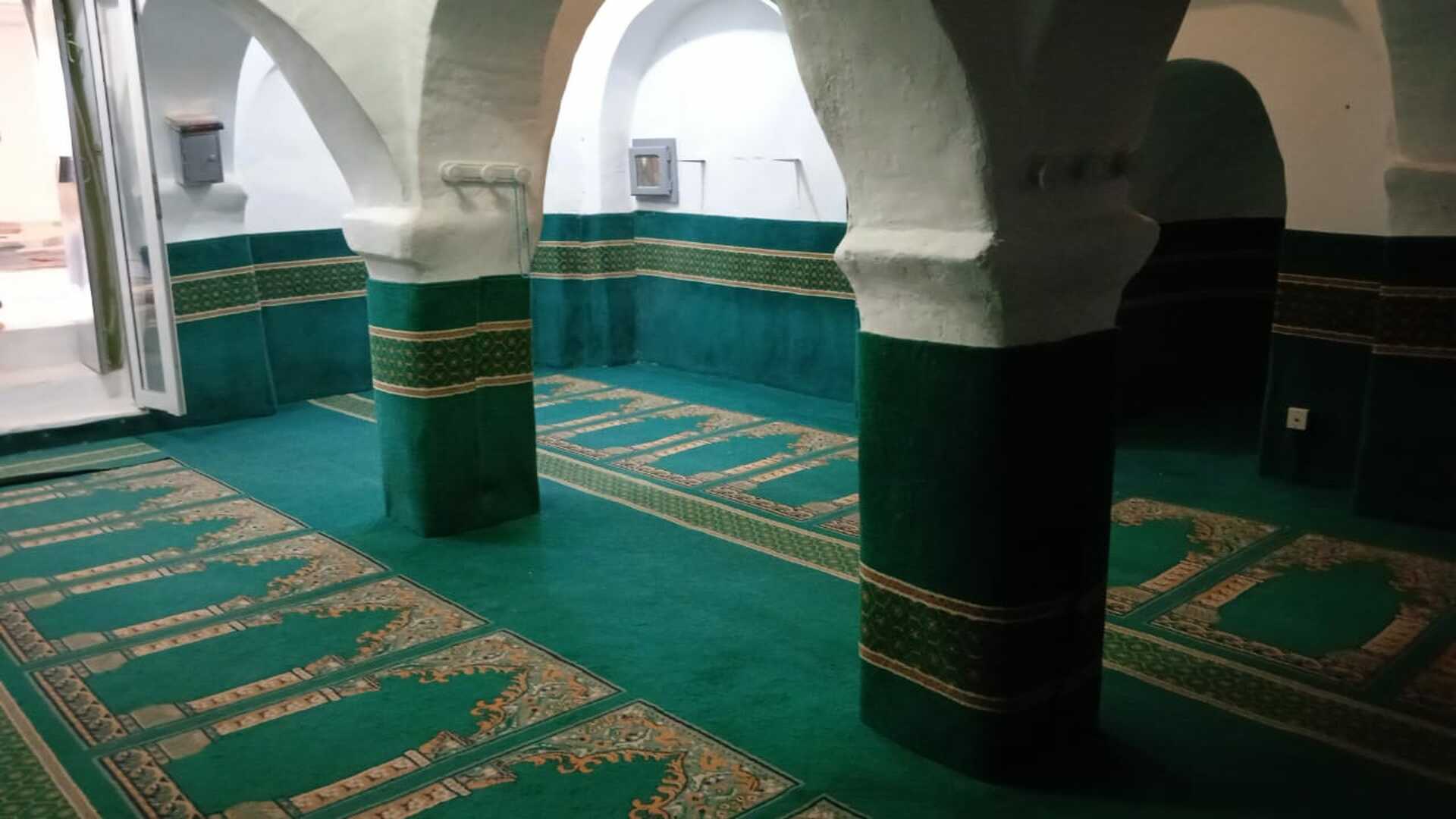 مسجد العزموني جربة