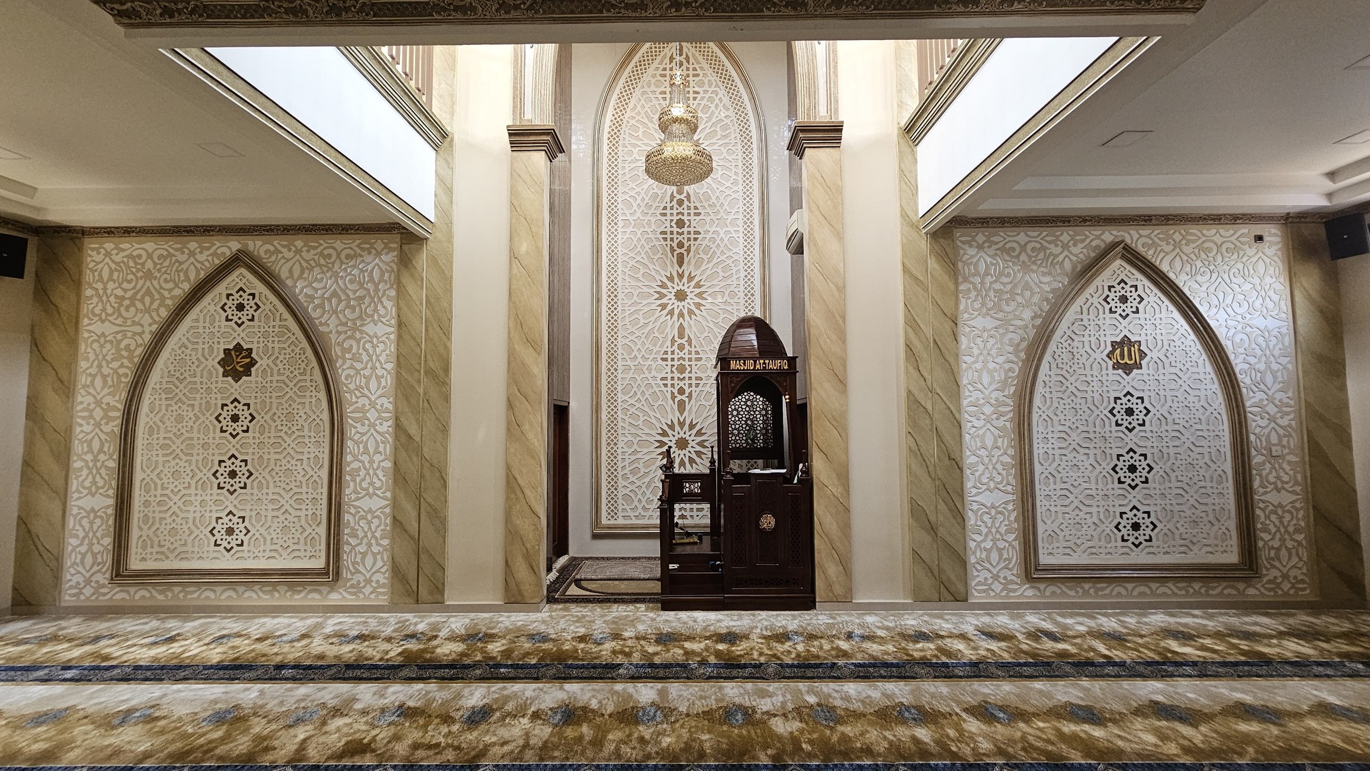 MASJID AT-TAUFIQ