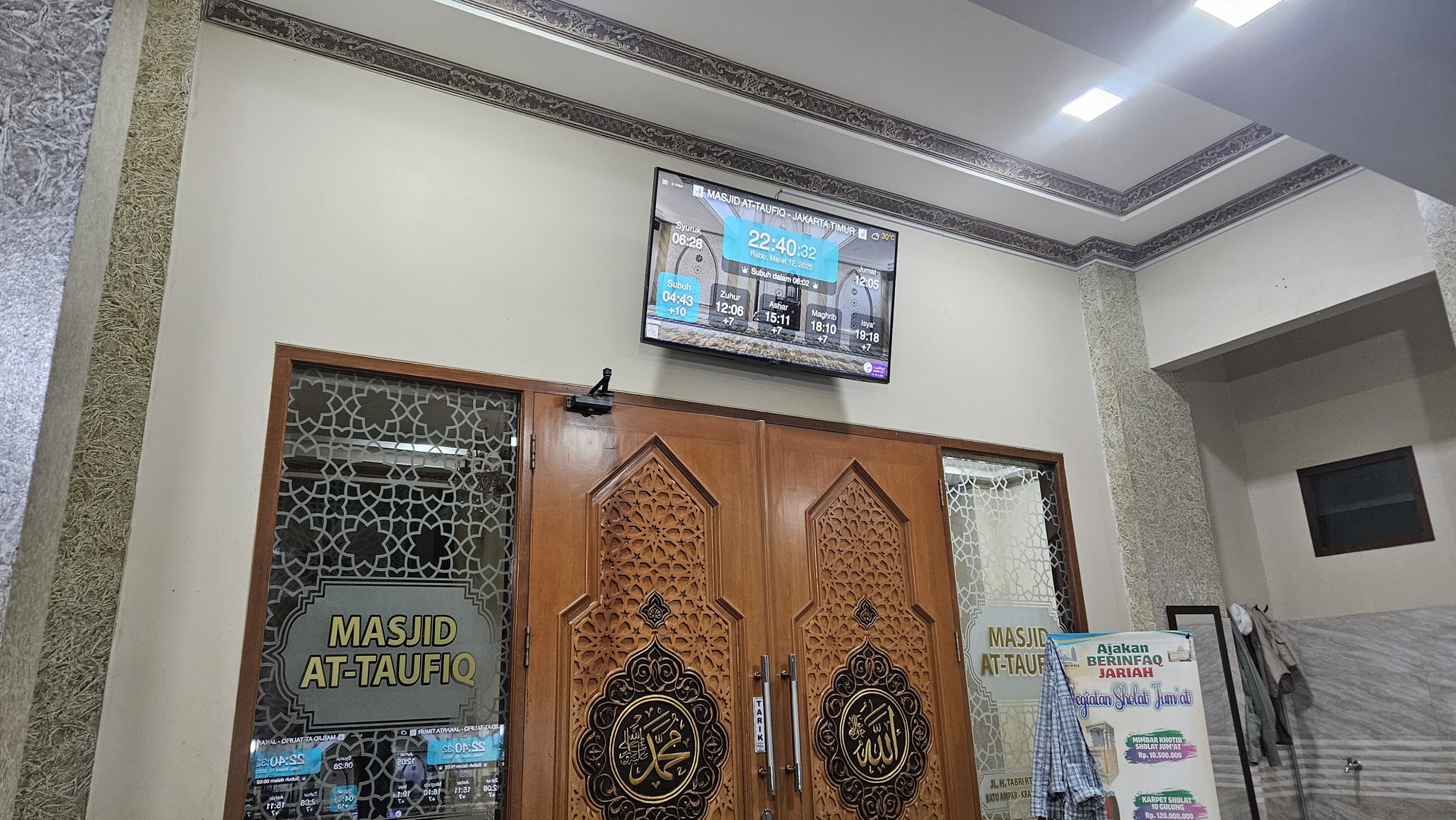 MASJID AT-TAUFIQ