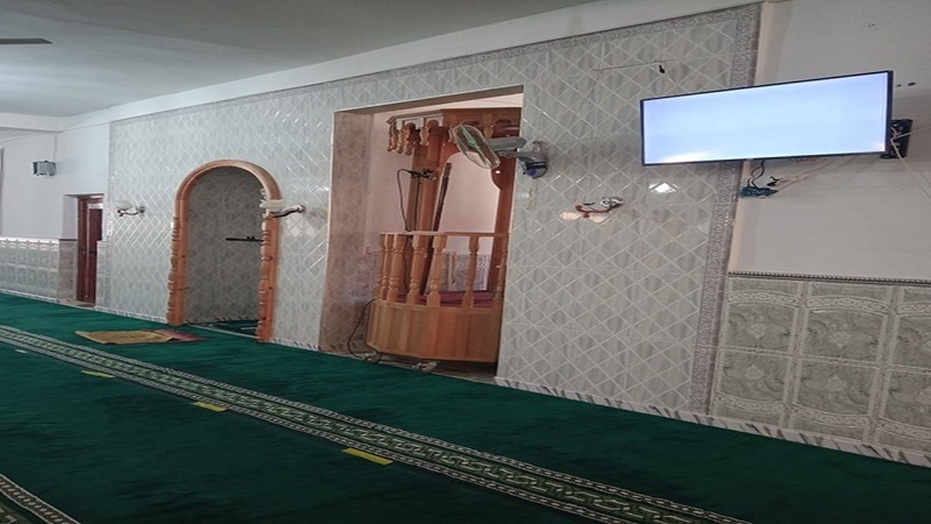 مسجد علي بن أبي طالب