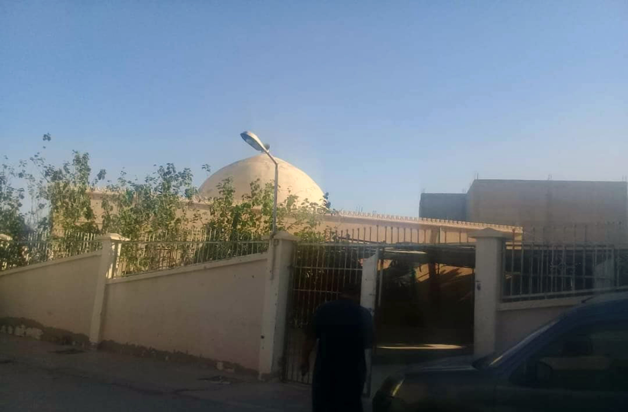 مسجد حذيفة بن اليمان/بسكرة