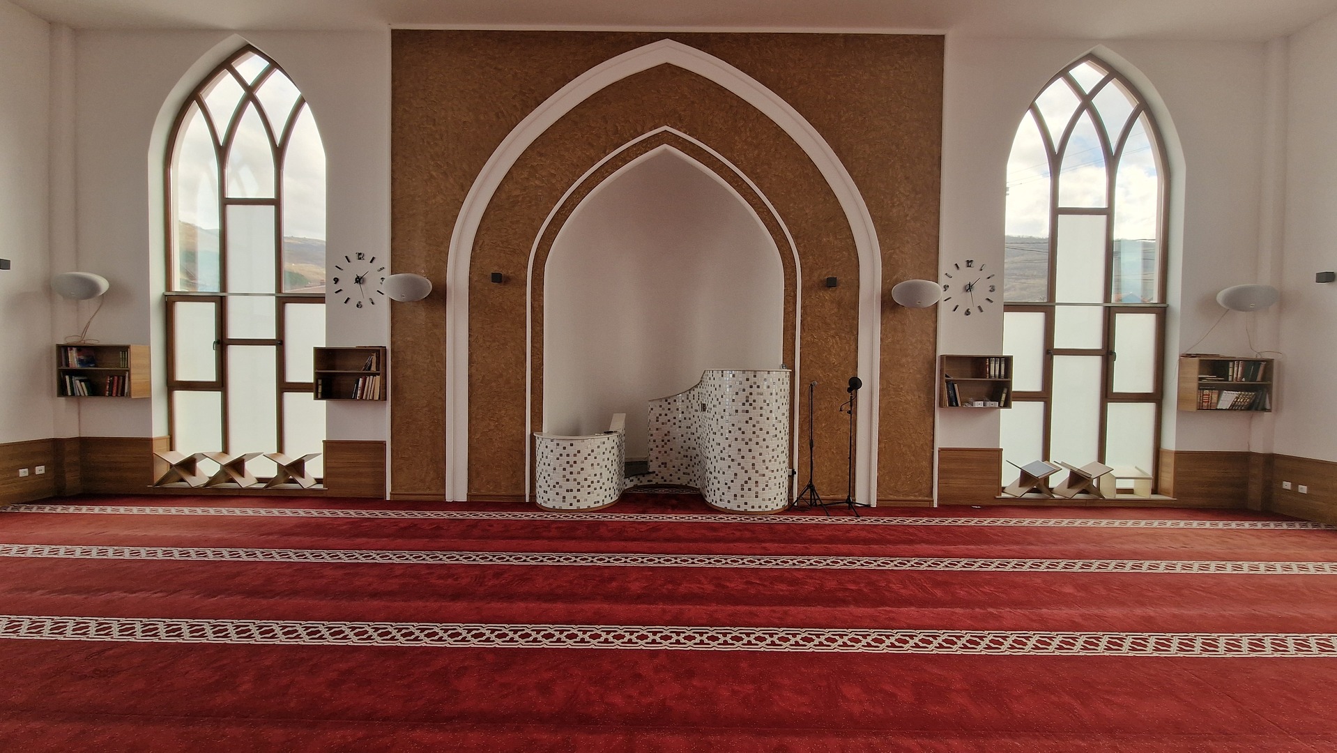 "Nova Džamija-Xhamia e Re"