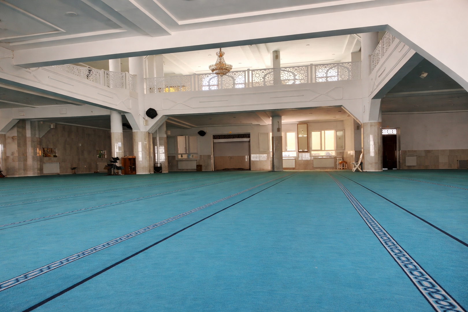 مسجد النور عين الطريق