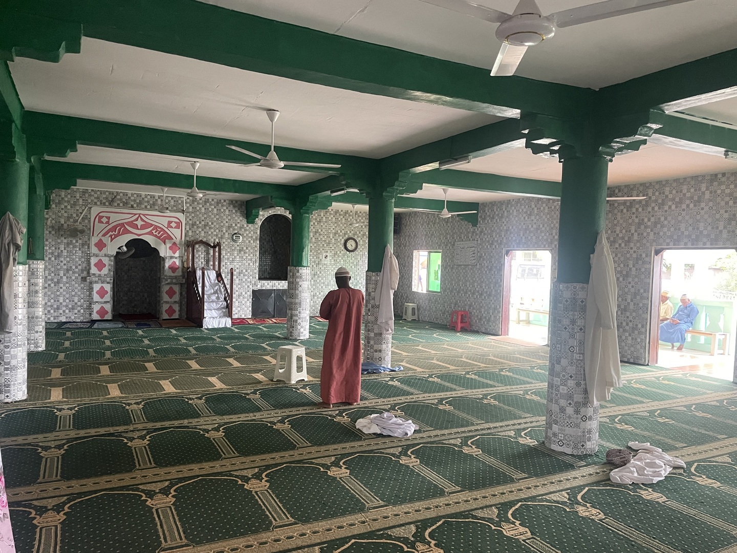 MASJID NOUR NYAMBADAO