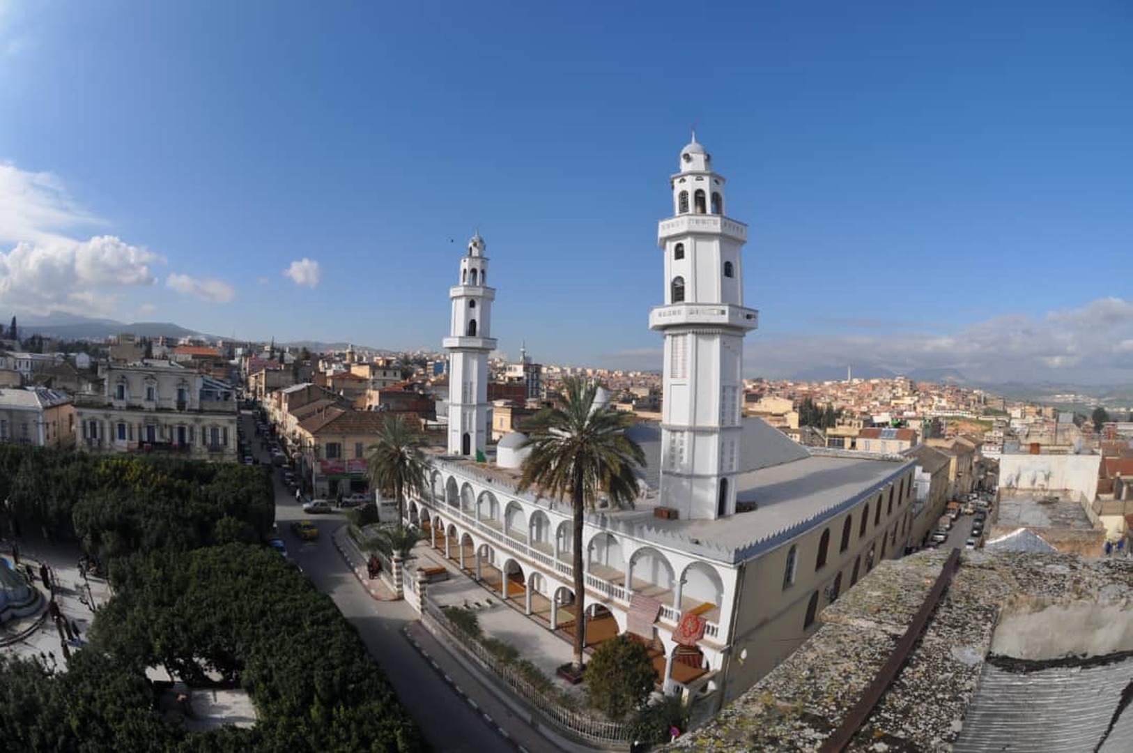 مسجد عبد الحميد بن باديس قالمة