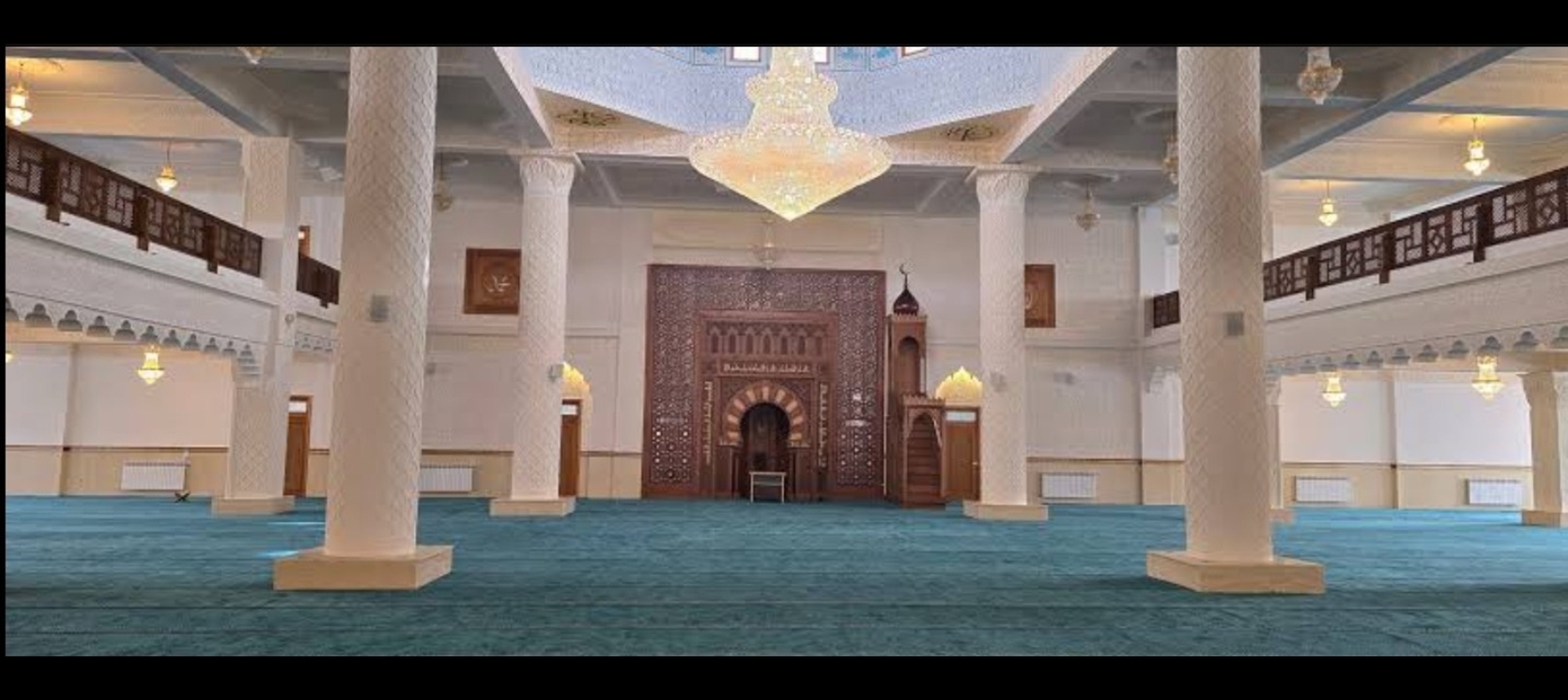 مسجد الامام مالك/القطب