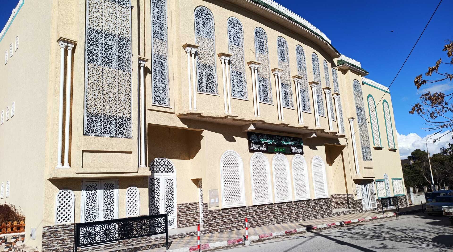 المدرسة القرآنية زيد بن ثابت