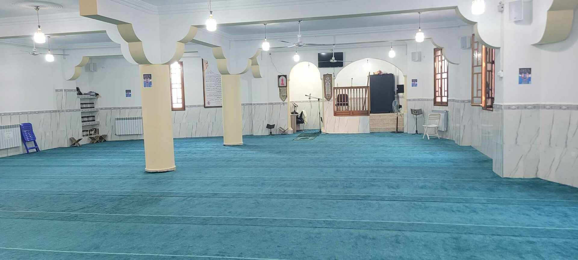 مسجد الأمير عبد القادر اقامة خوجه بوجمعة