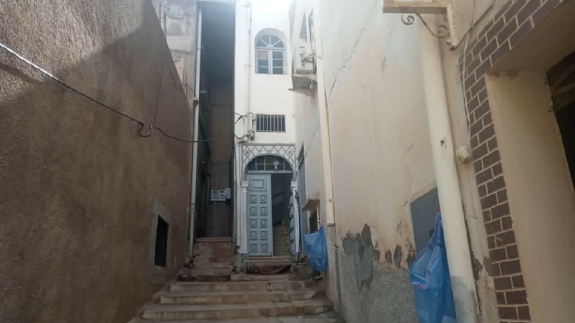 مسجد حي سيدي عبد الرحمان