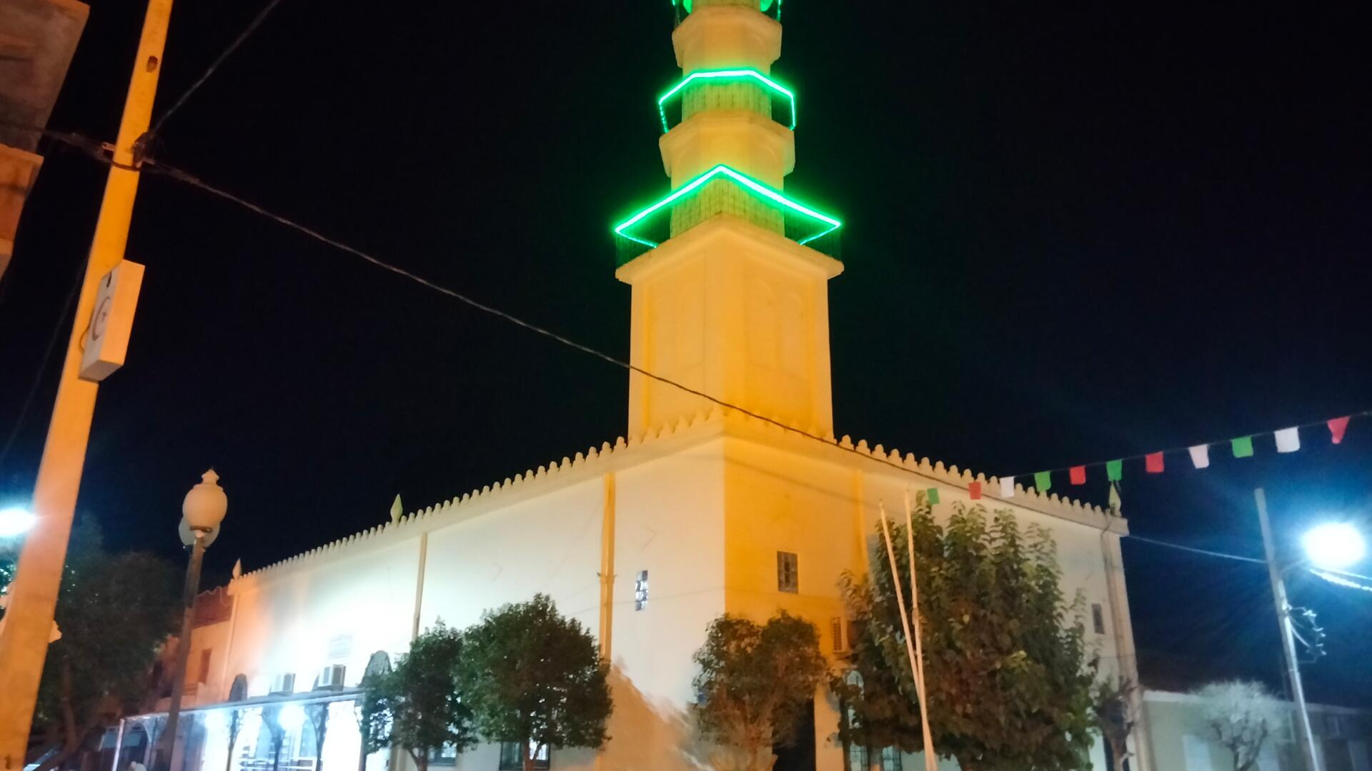 مسجد عبد الحميد بن باديس أولاد حملـــــة