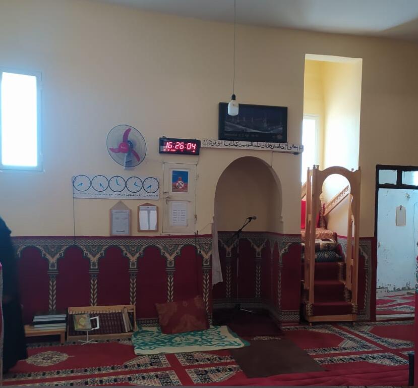 مسجد قطع ملعب