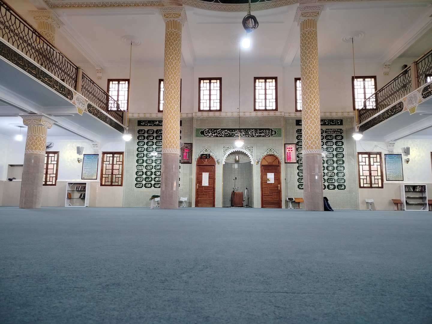مسجد النور - حي السعايدية