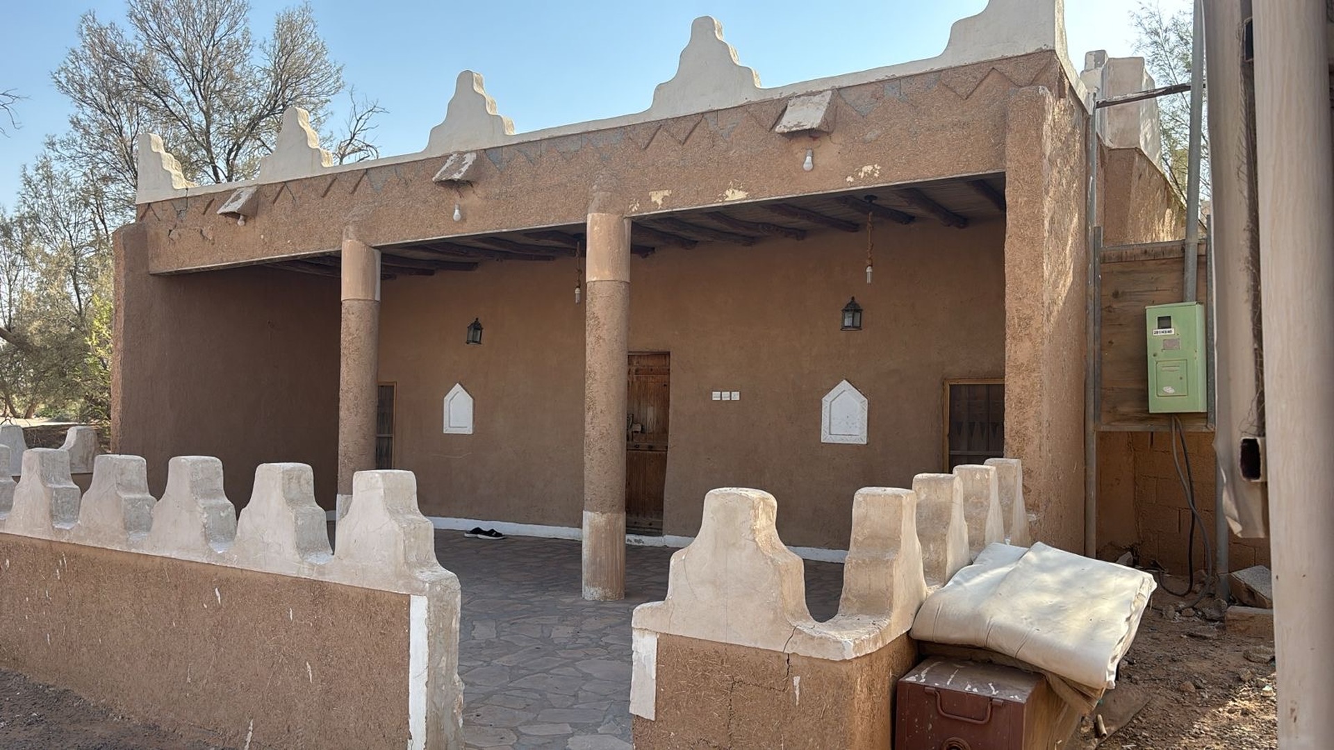 مسجد دخيل الأحمد الحمد