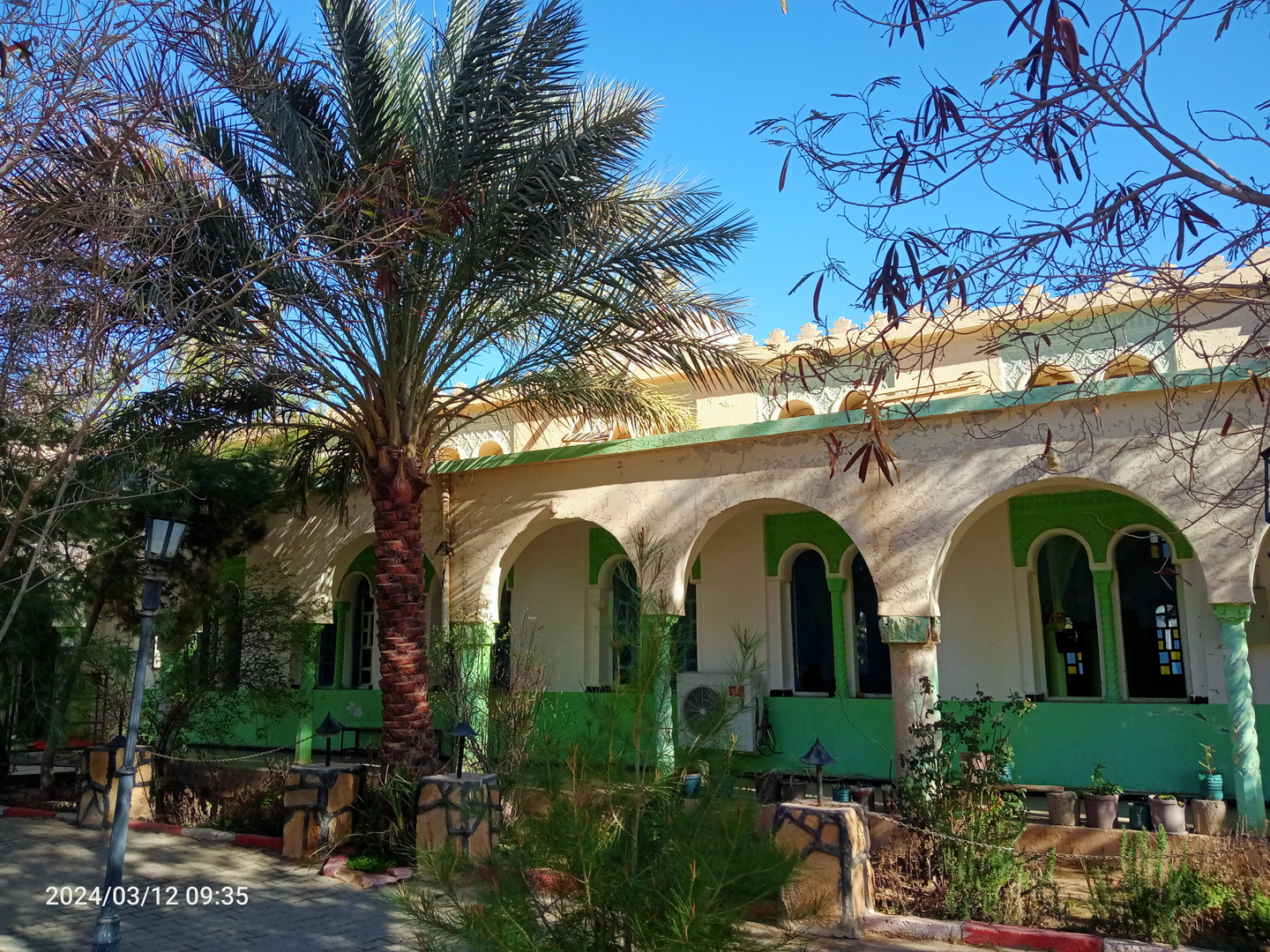 مسجد الشهيد عشور مصطفى