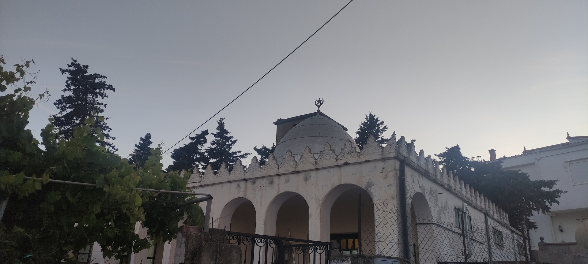 مسجد واعمارا - أزفون • Masjid logo