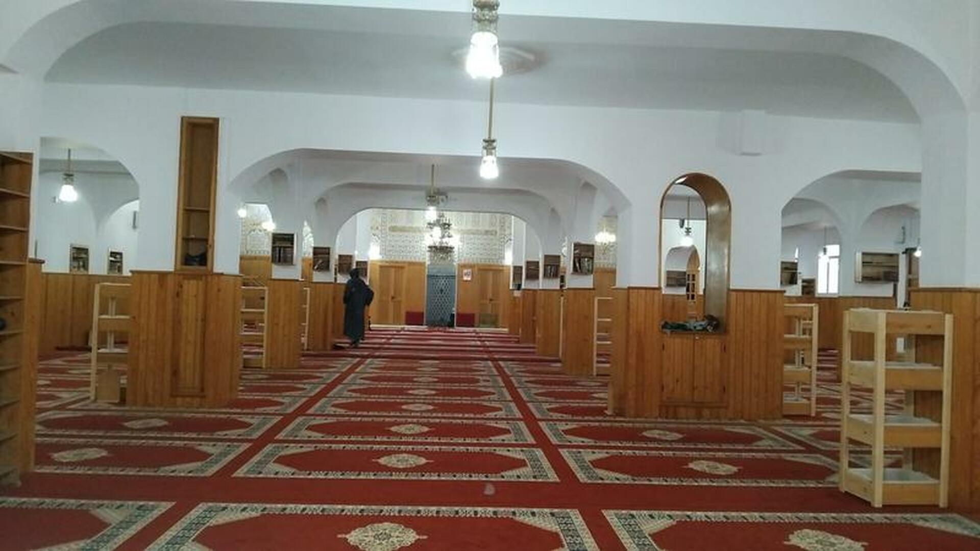1 مسجد أم هاني جوريو حي النهضة
