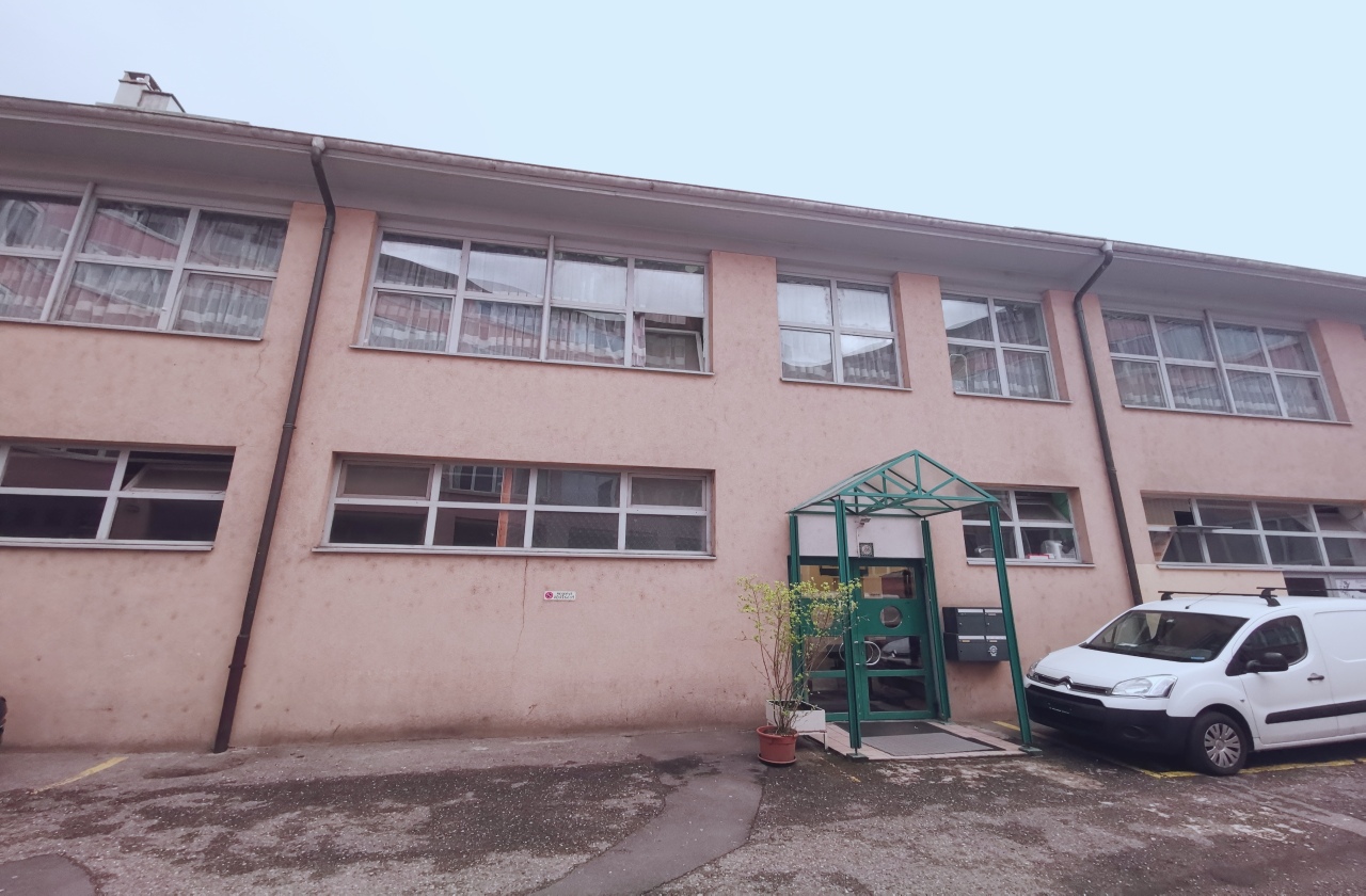 مسجد عمر بن الخطاب - Crissier