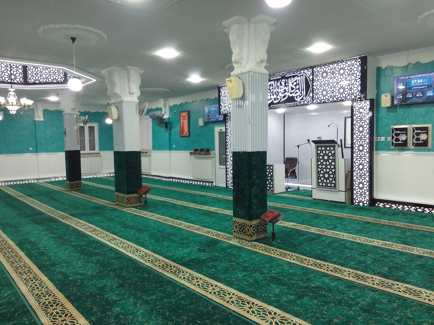 مسجد أحمد بن تيمية لفريقات