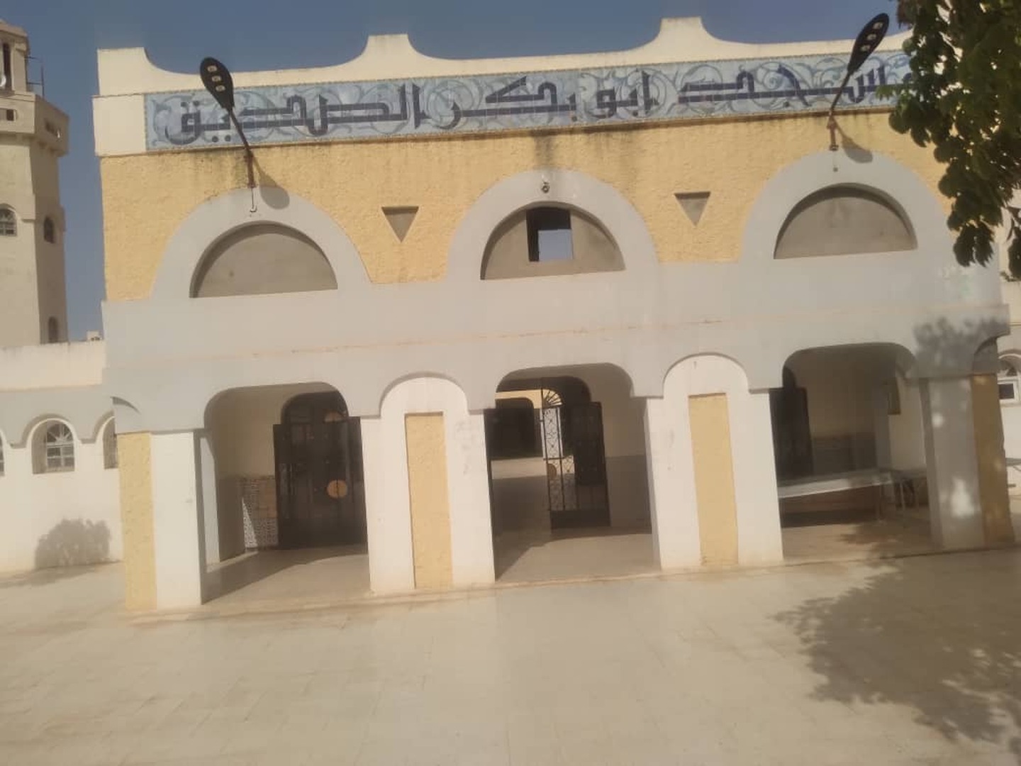 مسجد أبو بكر الصديق-حي الشرفة