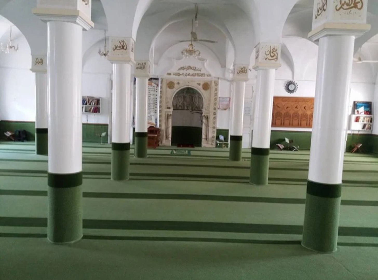 جامع الرحمة المقرن