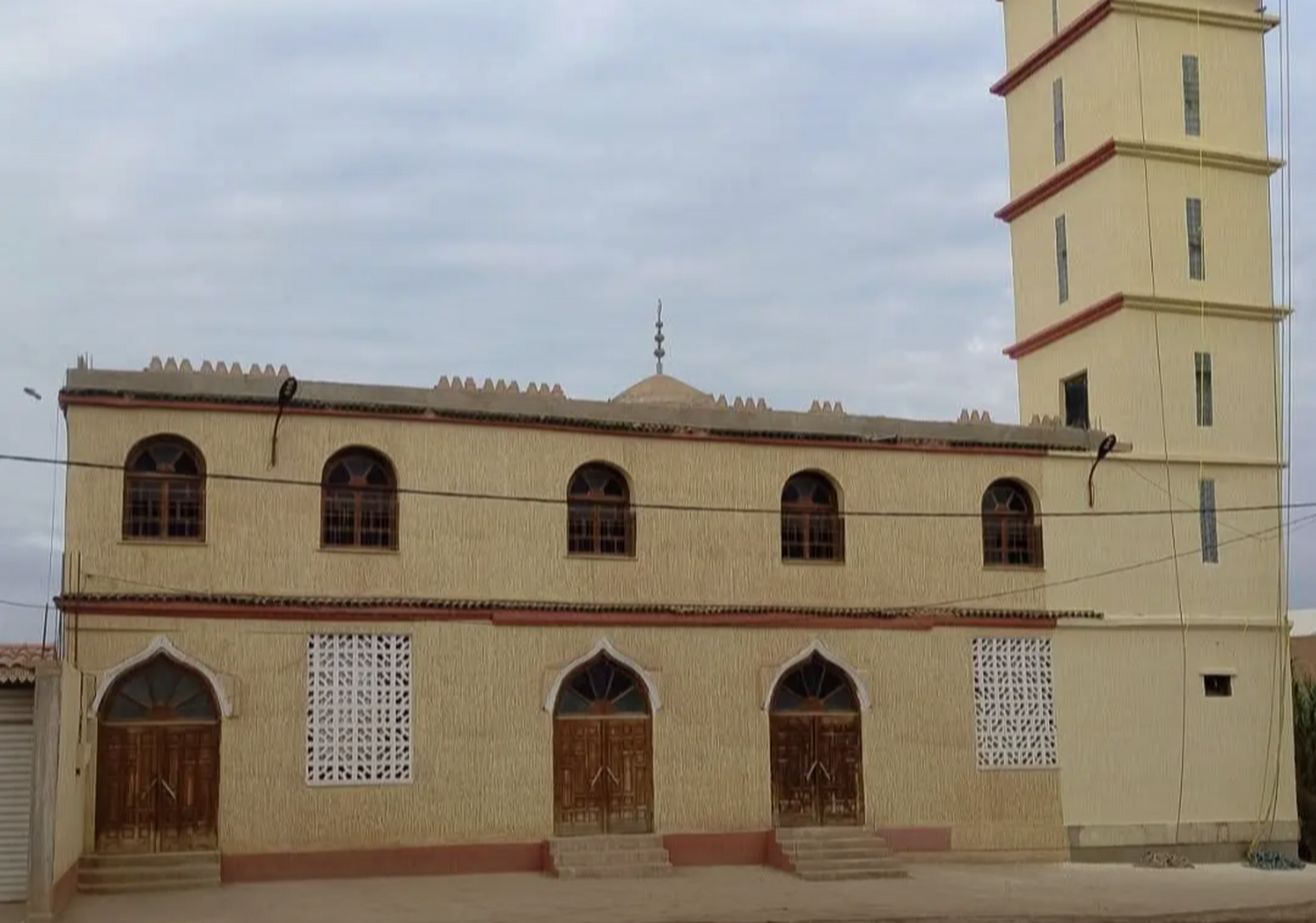 مسجد أسامة بن زيد - العطاف