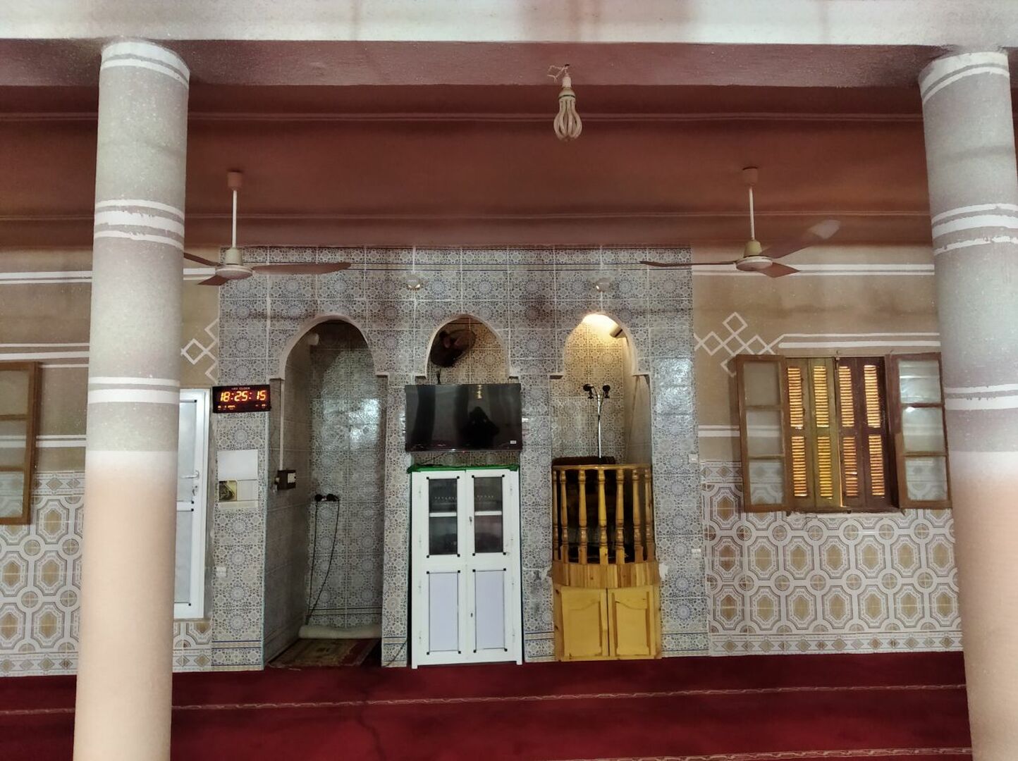 مسجد عبد الله بن جعفر تيلولين